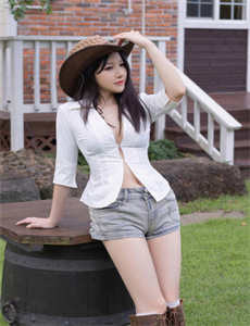 人妻被下药侵犯奈奈美AV