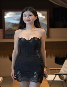 寂寞的寡妇视频在线播放